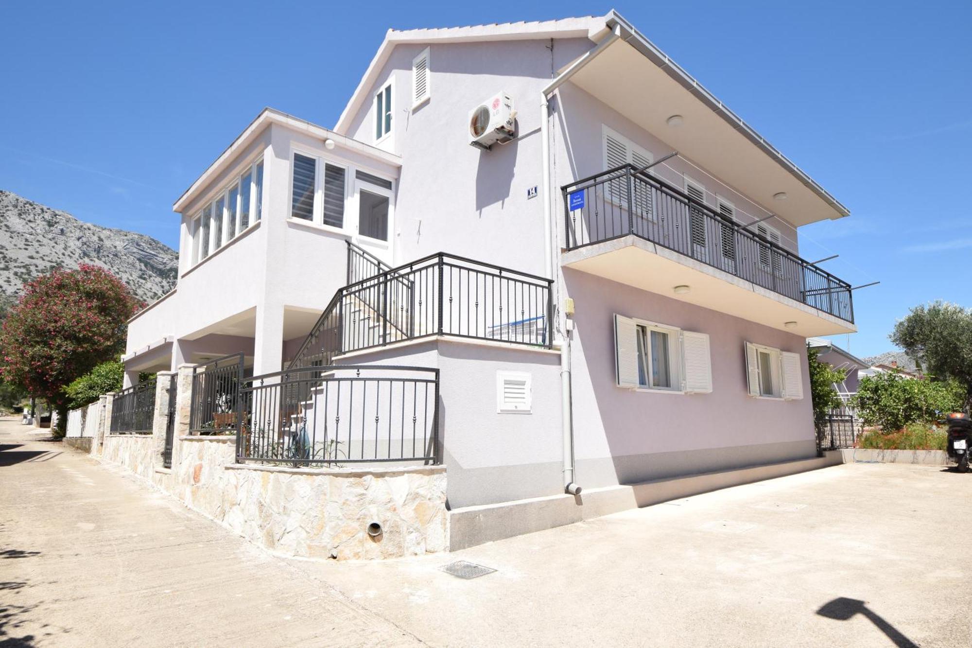 אורביץ Apartments Jakov מראה חיצוני תמונה
